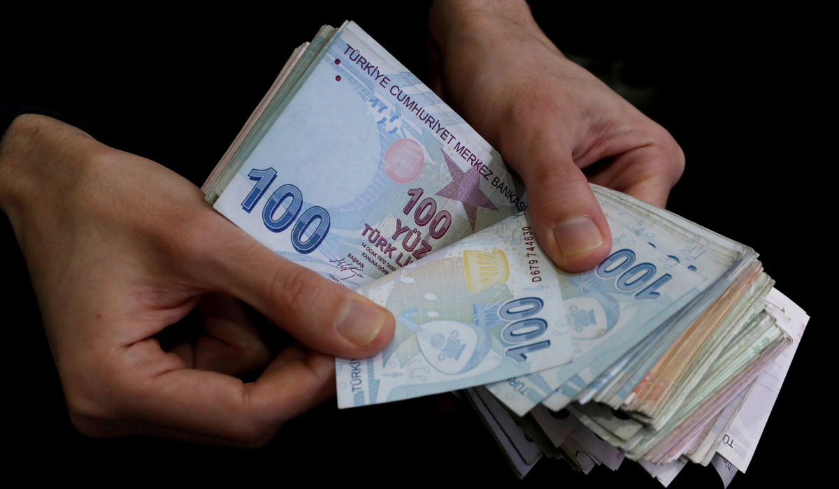 Turkish inflation seen above 30% in December amid lira weakness